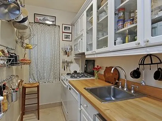 Sold by Corcoran | media 4