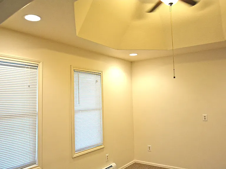 780 Juniper St — Photo 5