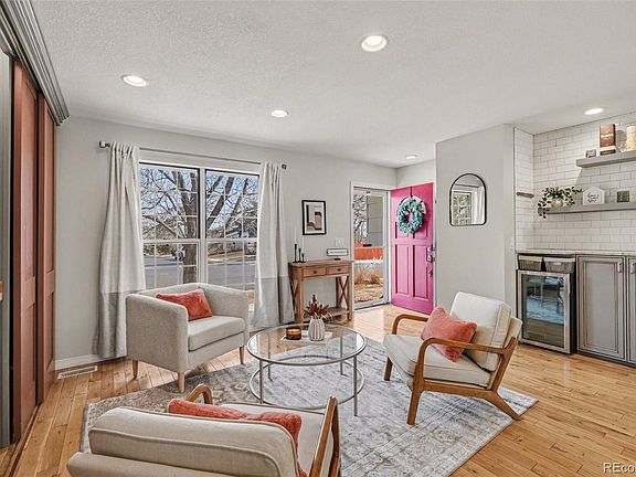 4th image of 1006 Stein Street