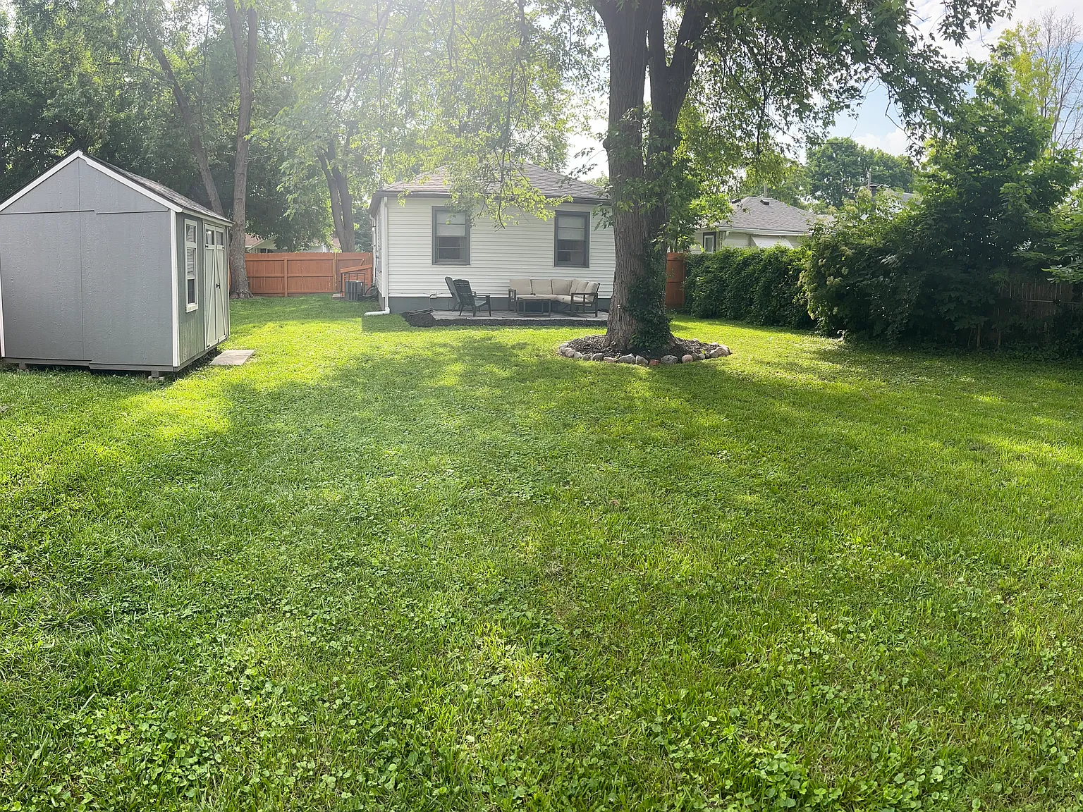 3 bed, 1.5 bath, 1016 sqft, $1,800 — Photo 3
