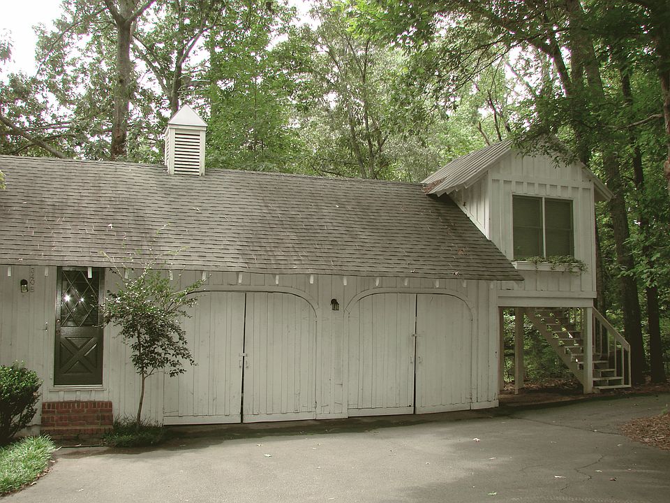 Front View of Guest House
