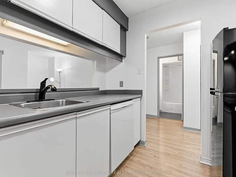 199 Kent St #1602 — Photo 25