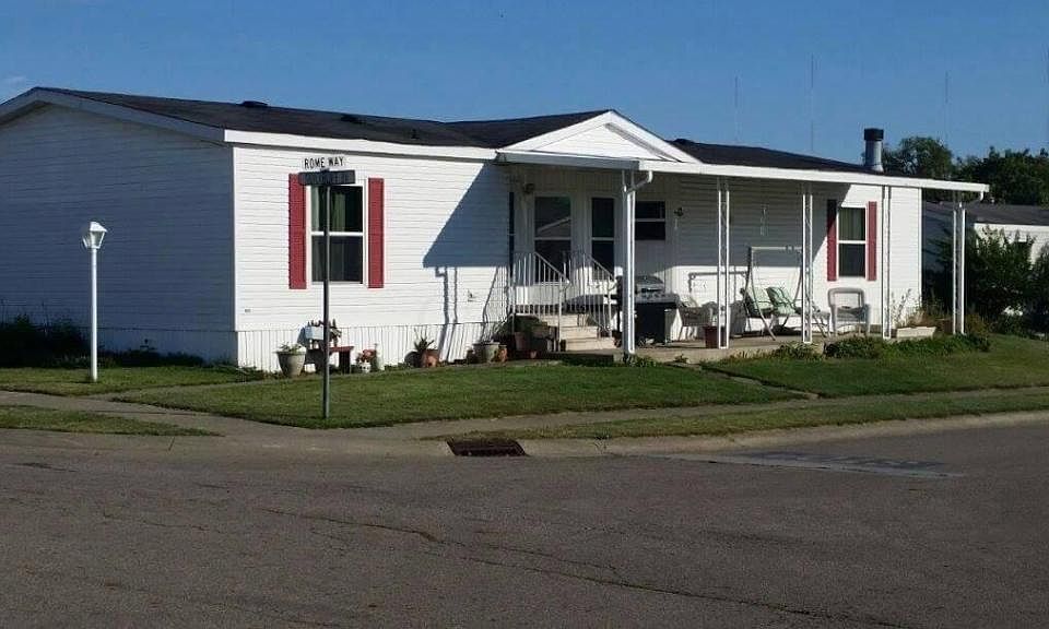 1st image of 2405 Silverbluff Dr