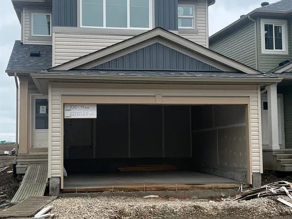 1011 14th Ave NW, Edmonton, AB T6T 2S3