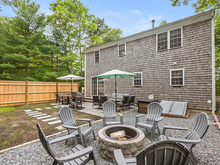 10 Kristina Ln — Photo 8