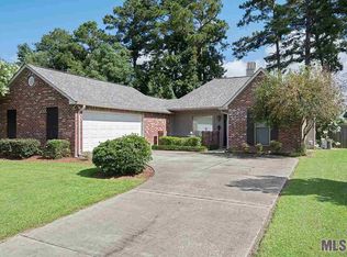 10586 Brown Pelican St, Denham Springs, LA 70726