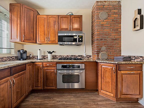 5th image of 1129 Brabec St