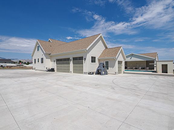 4th image of 3847 S Newfarm Way W #2