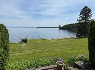 119 Wood Cliff Dr, Plattsburgh, NY 12901