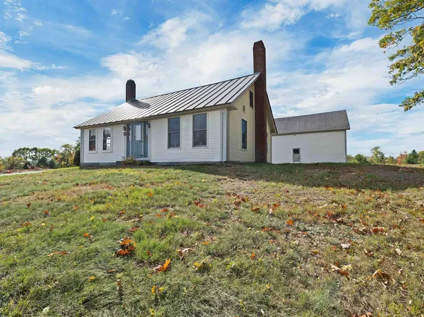 208 Sanborn Street, Franklin, NH 03235