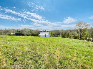 2400 E Fork Rd, Harrodsburg, KY 40330