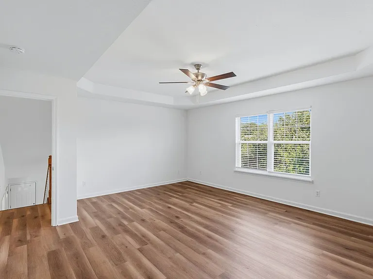 1713-1715 Louise Cir — Photo 26