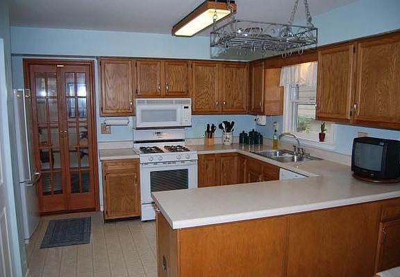 4th image of 4413 Lumberjack Ln