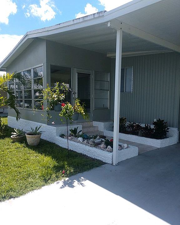 1st image of 277 Glenwood Ln