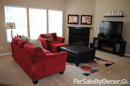 4th image of 5516 N 150th St