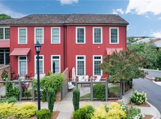 160 Vickery Falls Dr #160, Roswell, GA 30075