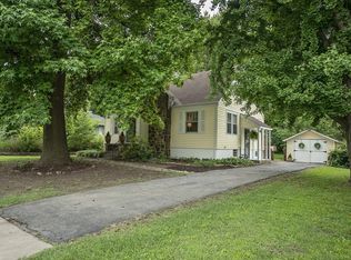1559 S Fremont Avenue, Springfield, MO 65804