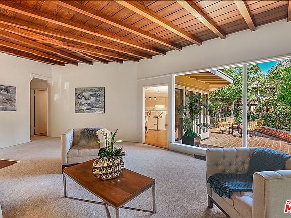 2nd image of 963 Centinela Ave