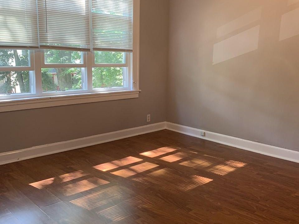 1st image of 2439 N Washtenaw Ave