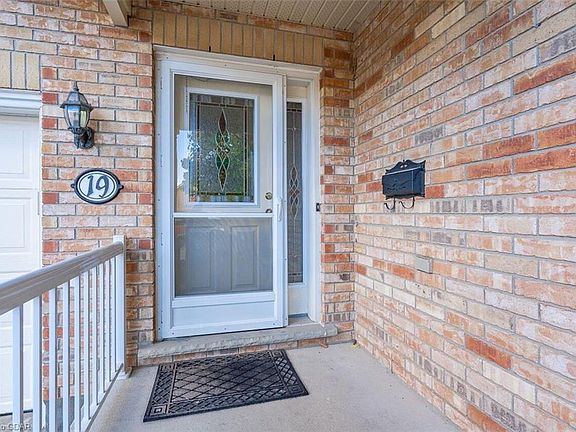 2nd image of 19 Elmridge Dr
