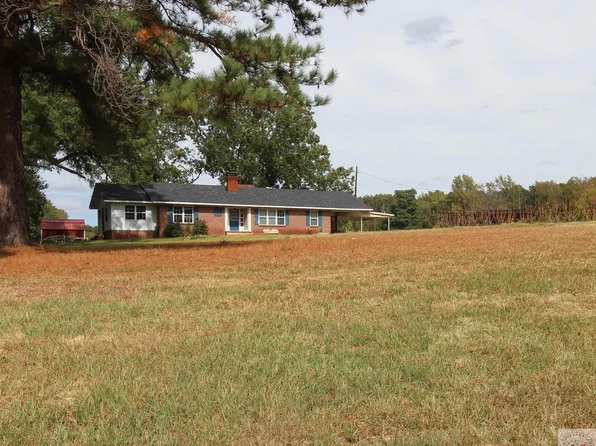 8530 Fm 561, De Kalb, TX 75559