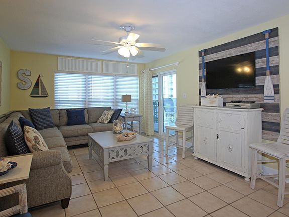 5th image of 770 Sundial Ct Unit 406