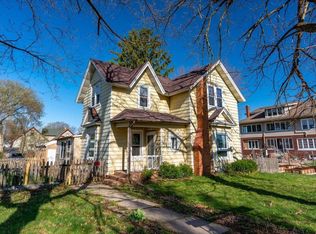 521 N Franklin St, Poynette, WI 53955