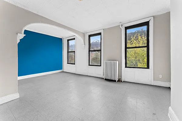 Sold by Compass | media 4