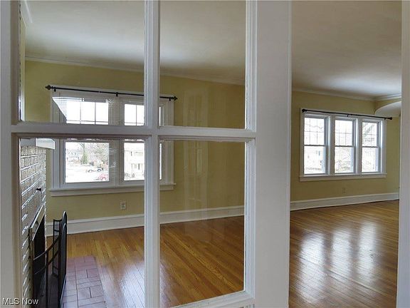 5th image of 13513 Clifton Blvd #1