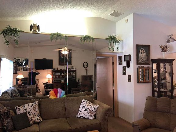 5th image of 1004 Simitan Ln