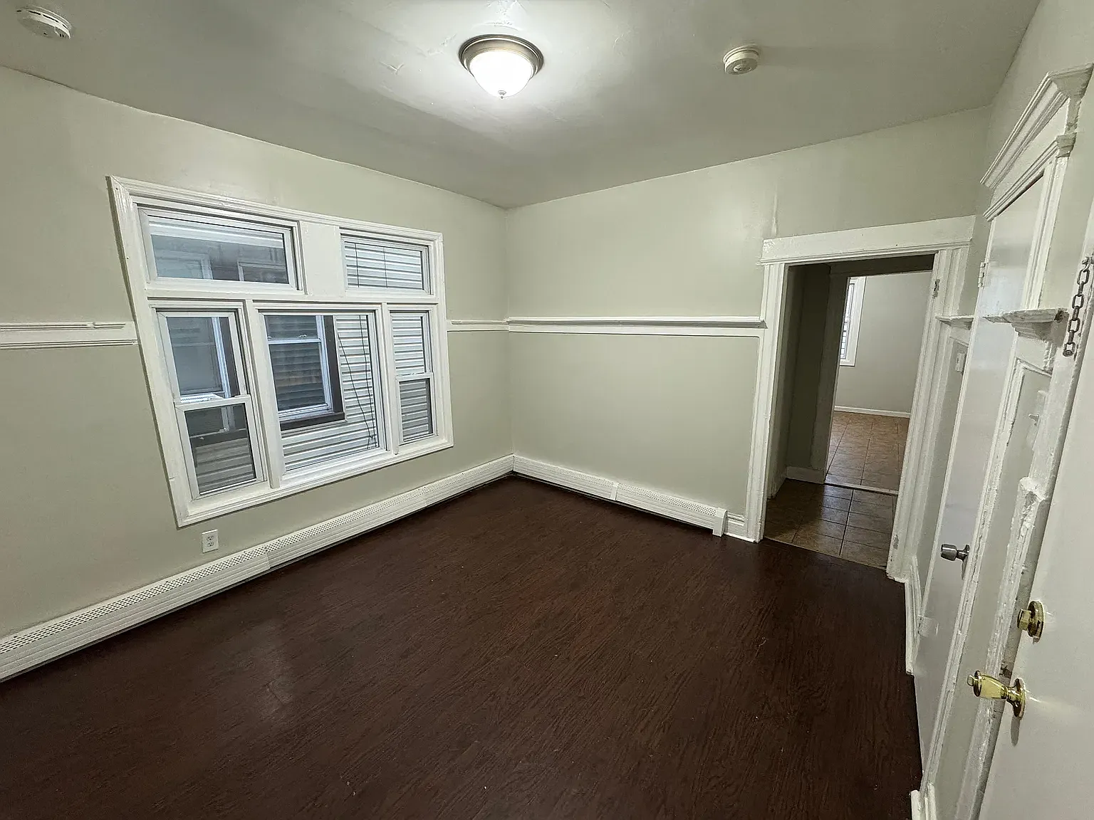 2 bed, 800 sqft, $1,924 — Photo 4