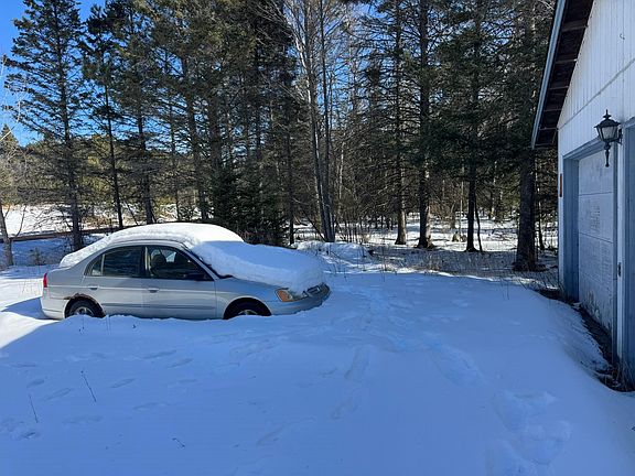 5th image of 812 Old Drummond Rd