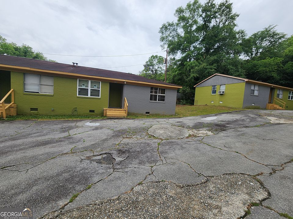 1st image of 322 Rogers Pl
