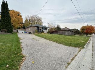 360 Guelph St, Oshawa, ON L1H 6J5