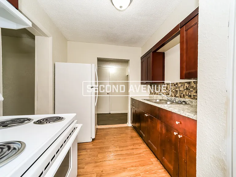9561 Norfolk Blvd — Photo 3