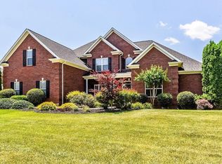 1633 Loch Leigh Way, Maryville, TN 37801
