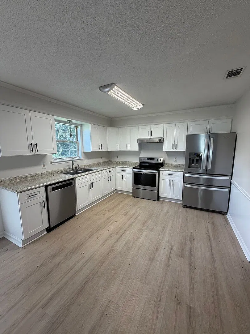 206 Buckston Court — Photo 2