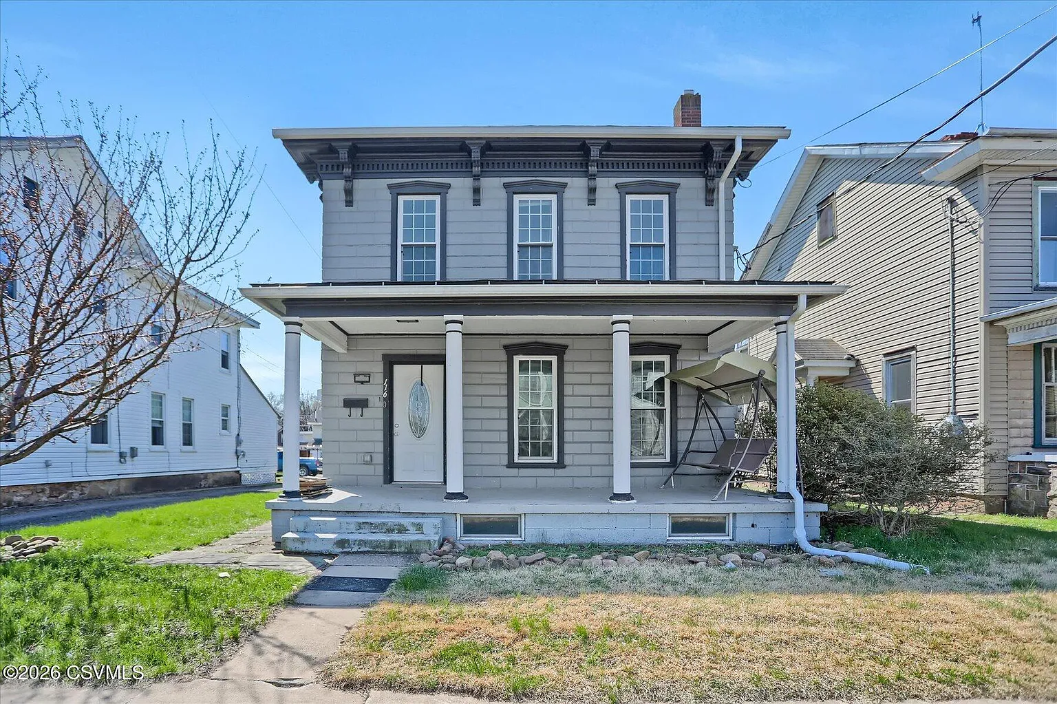 116 Center St photo 1