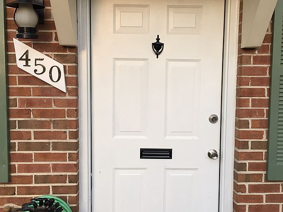 3rd image of 450 Marlington St