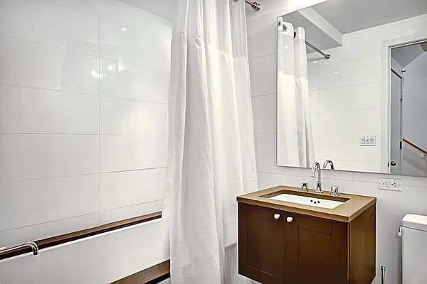 Rented by Kian Realty | media 16