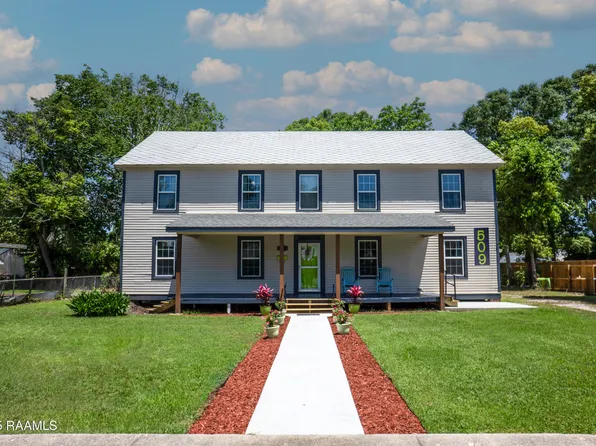509 E Saint Victor St, Abbeville, LA 70510