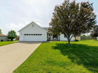 (Undisclosed Address), Colfax, IL 61728