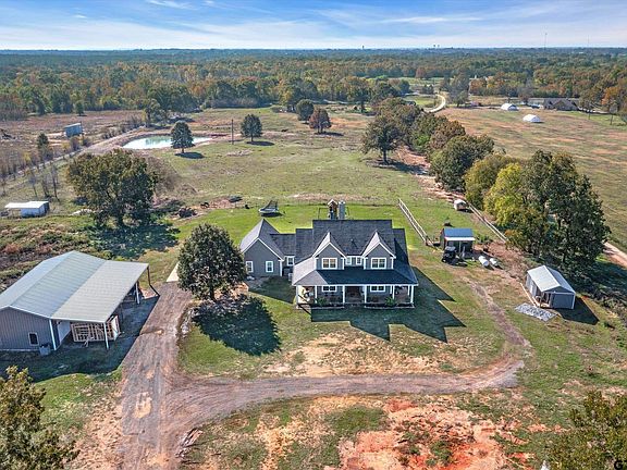 2nd image of 1677 Vz County Road 1514