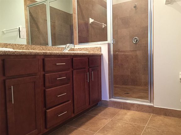4th image of 6010 Woodland Point Dr #27A