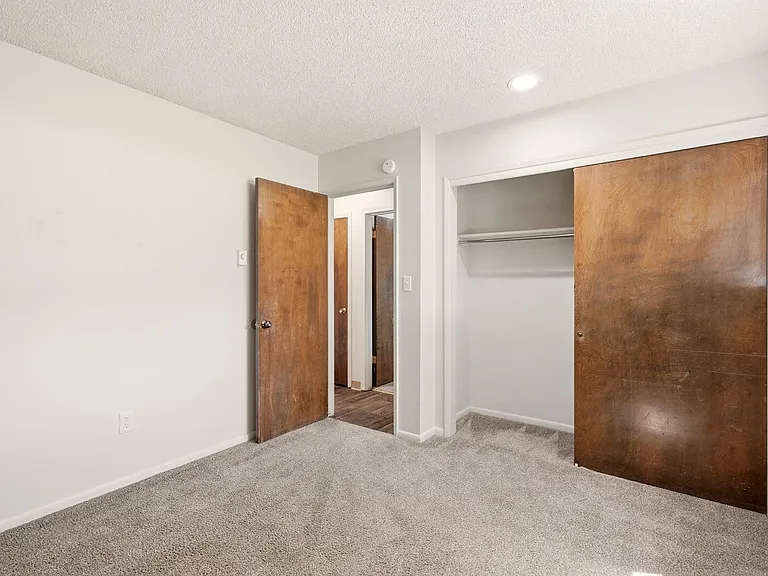 3102 E 27th Ave — Photo 45