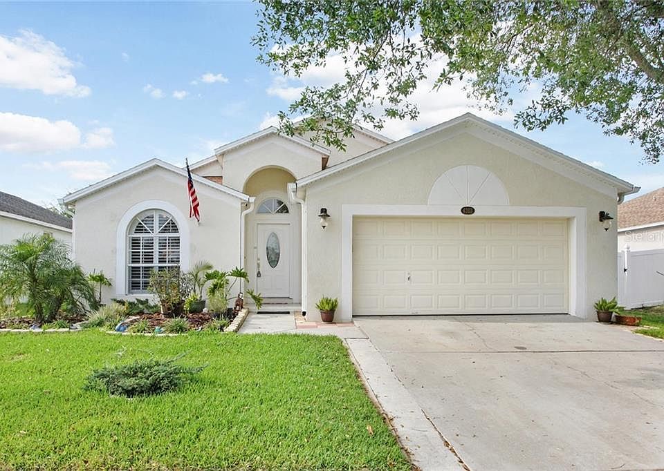 1st image of 4313 Horseshoe Pick Ln