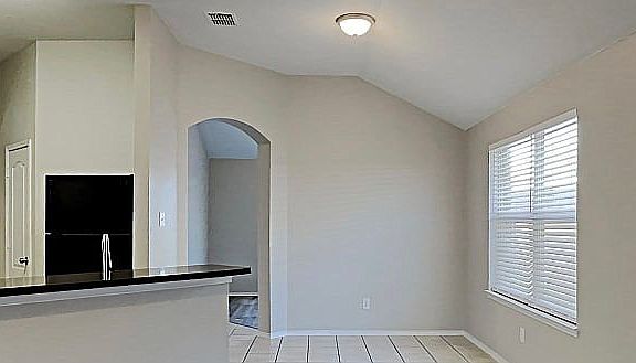 5th image of 2540 Taos Dr