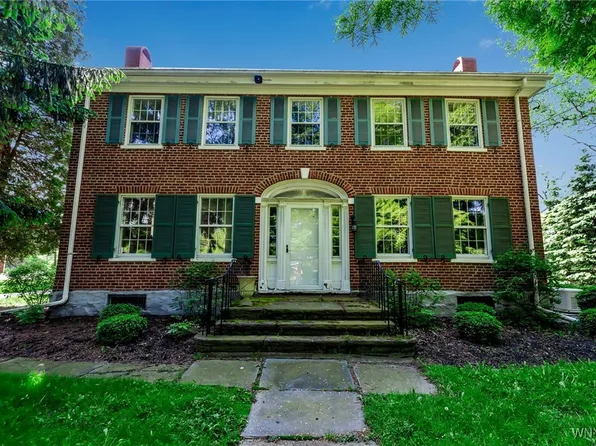 7358 Sweetland Rd, Derby, NY 14047