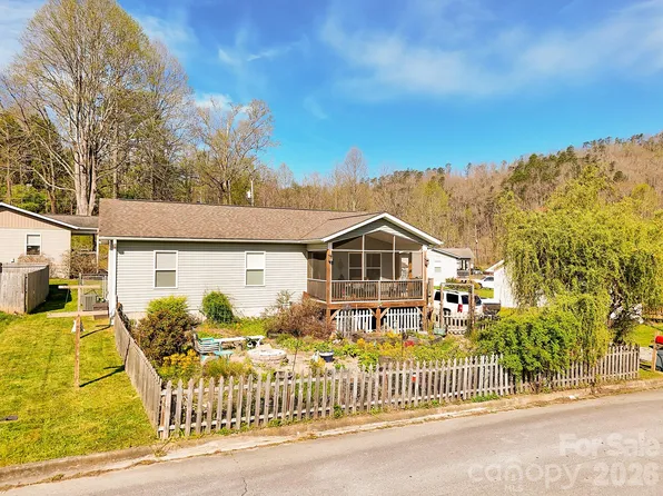 47 Rosman Trl, Rosman, NC 28772