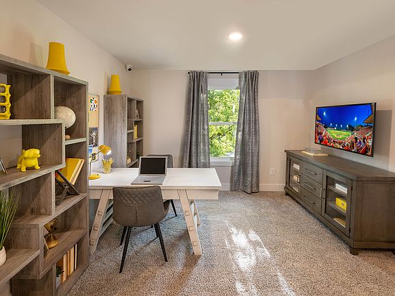 Welcome to the Dallas model at Alston Chase.